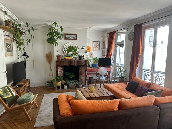 Bel appartement décoré avec goût en plein cœur de Montmartre