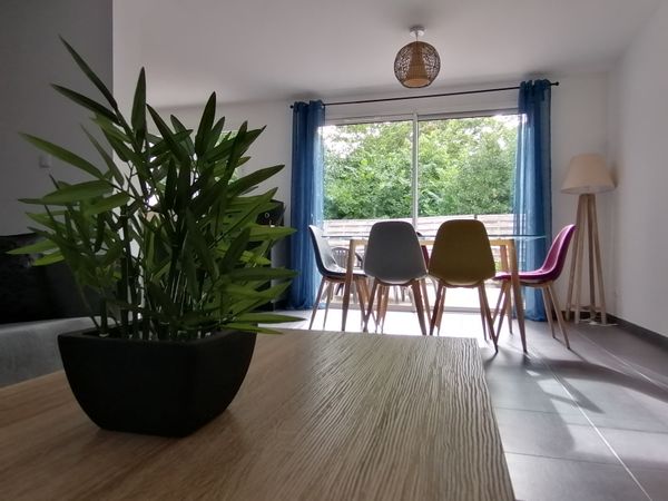 Maison au calme entourée des vignobles classés de Pessac Leognan à 20 minutes de Bordeaux