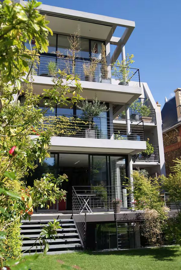 Villa d'architecte avec piscine proche de Paris