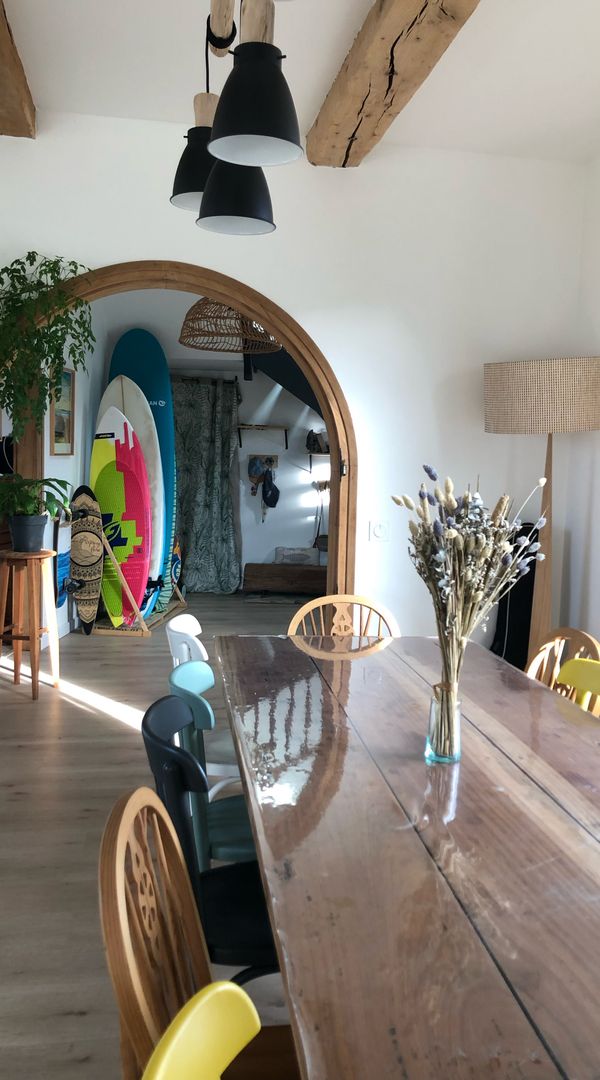 Maison néo-bretonne en bord de plage