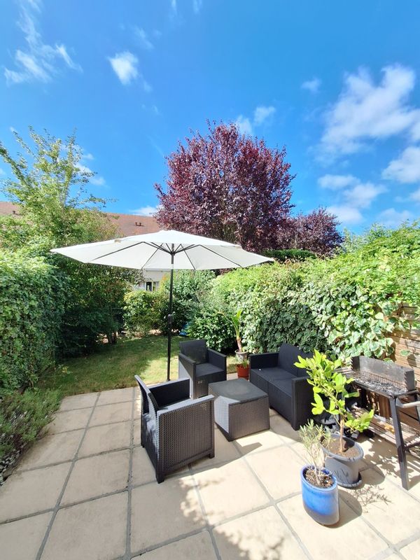Magnifique Duplex avec jardin aux portes d'Orléans – Calme, Confort & Bords de Loire
