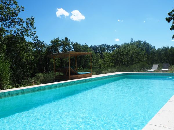 Appartement avec piscine, vue, jardin et yoga dans l'un des plus beaux village de France