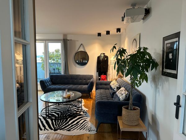 Appartement Duplex 5ème dernier étage . Vue panoramique sur Paris  Très calme Proche Gare de Lyon