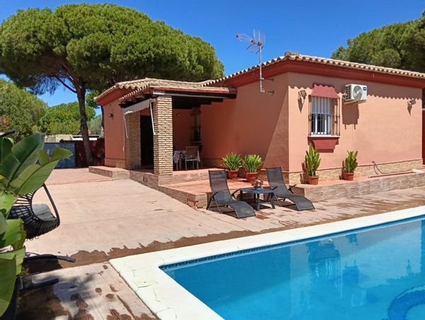 Villa Carmen, magnifique hébergement rural sur Costa de la Luz pour 6 personnes avec piscine privée