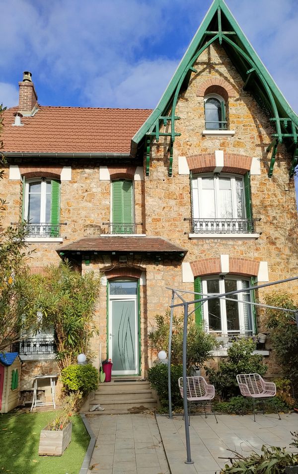 Maison familiale calme, proche du RER et de Paris