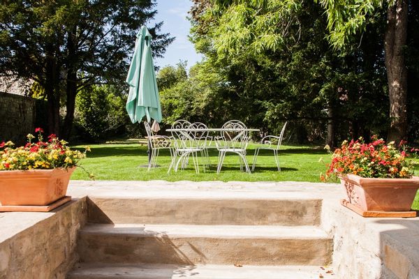 Guest house in a beautiful garden