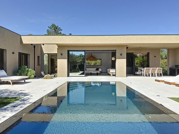 Casa jean baptiste Pas de demande  de mai à septembre merci
