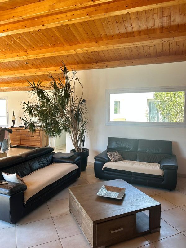 Maison confortable proche LA ROCHELLE 135 M2 jardin, piscine  4 chambres à 3 km des plages