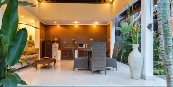 Villa une chambre climatisée Avec une piscine dans un jardin exotic