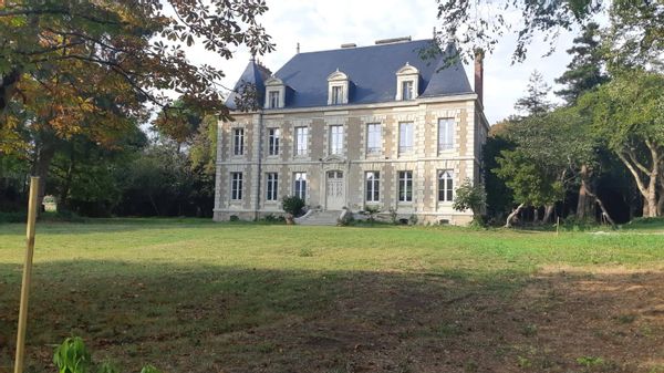 Le Platane, grande maison familiale idéale et équipée pour famille nombreuse
