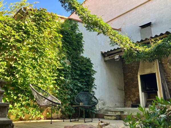 La maison d'Alix, loft en cœur de village viticole