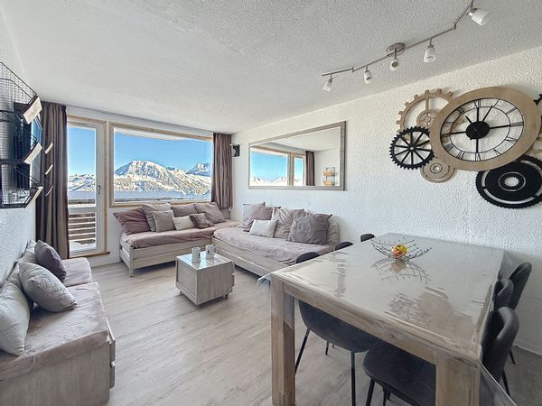 La maison d'Emmanuelle, appartement avec vue sur le Mont Blanc au pied des pistes et départ de rando