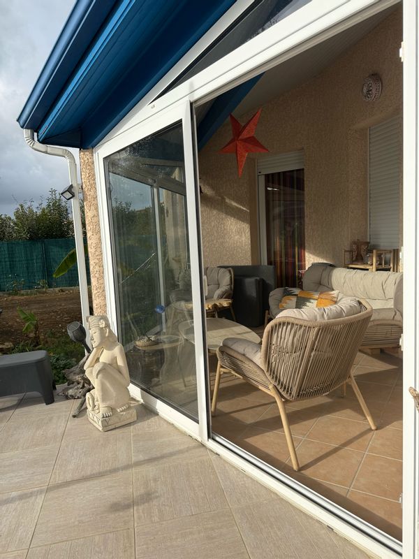 La maison de Tika Une petite maison chaleureuse avec des voisins bienveillants