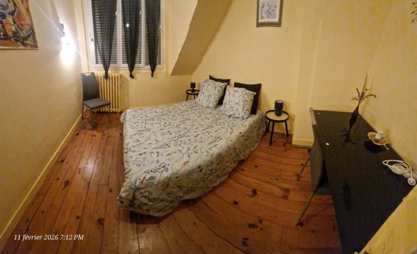 FESTIVAL INTERCELTIQUE La chambre privée ; accès à une cuisine, salle de bain et toilette partagées