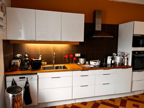 Maison de plein pied  avec,1 suite en bas et 2 c à l’étage +bureau  À 500m des plages côté d’Armor