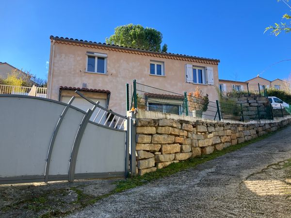 La maison de Flora - une chambre privée idéale pour vos escapes pleine nature !