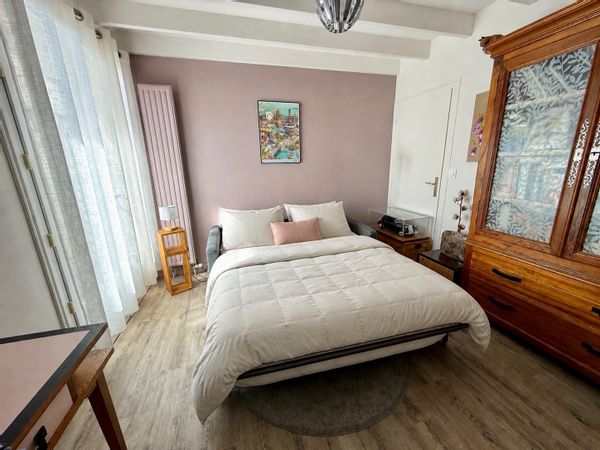 La chambre rose de Claire