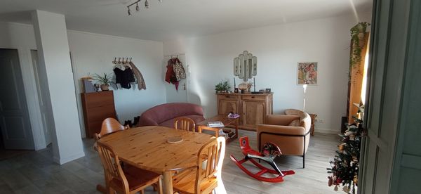 Chez Émilie, Nour et Souad
