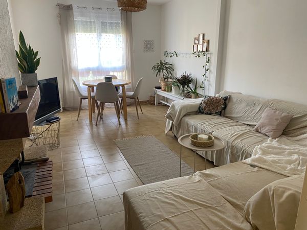 Appartement au cœur d’un village à proximité de tout. Entre nature et commodités, le pied !