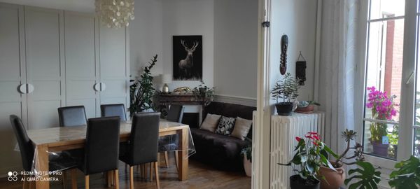 Appartement cosy avec tout le charme de l'ancien.