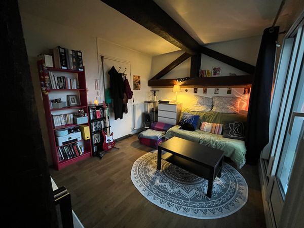 Studio cosy