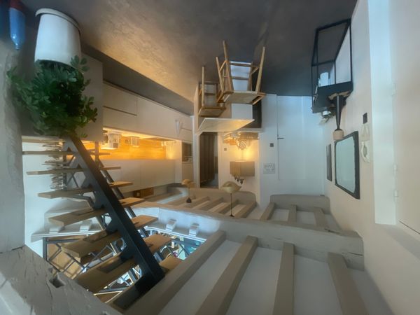 Appartement duplex cosy et chaleureux avec roof top pour 6 personnes.