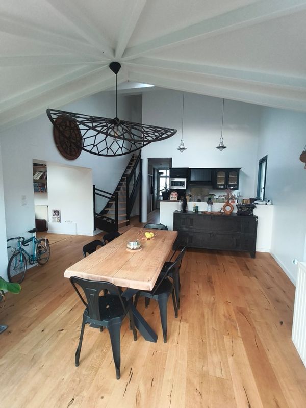 Maison lumineuse de 150m2 à proximité immédiate de Nantes