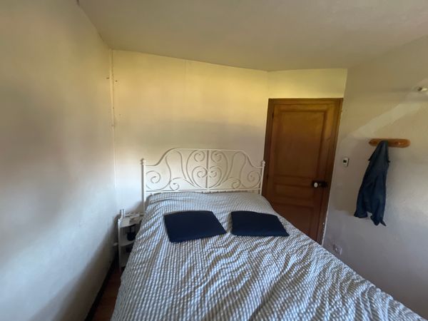 Studio au pied de l’arc de triomphe
