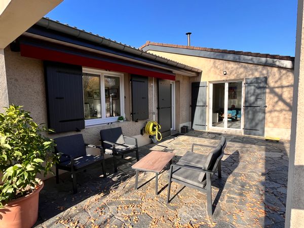 La maison de Cathy et Laurence, et du chat Djoulé
