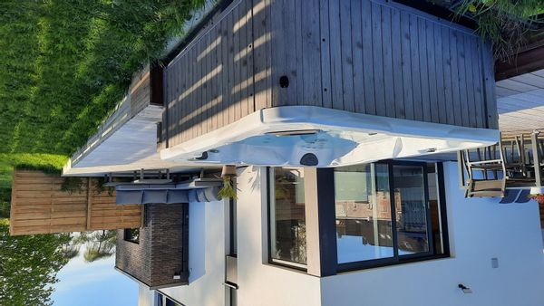 Spacieuse maison contemporaine, 4 chambres, terrasse et jacuzzi.