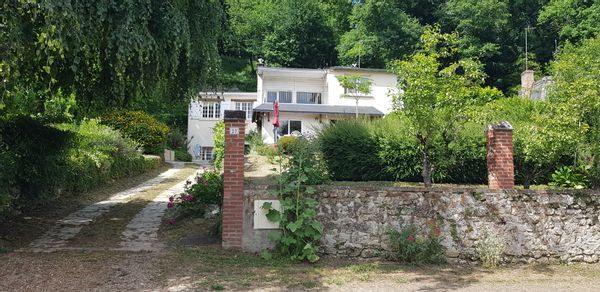 La maison de Christine Maison au coeur de la vallée de la Loire.