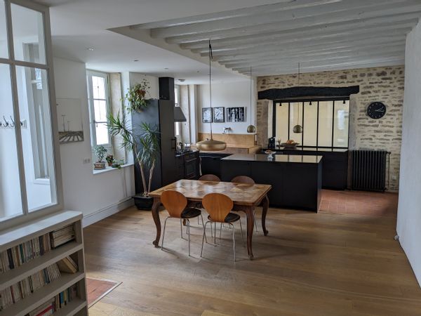 Beautiful 18th century house in Beaune, capital of the world-famous Burgundy wine area.