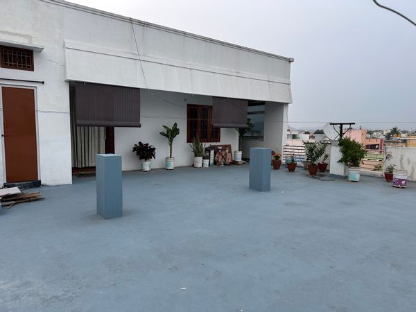 La maison de Lahari