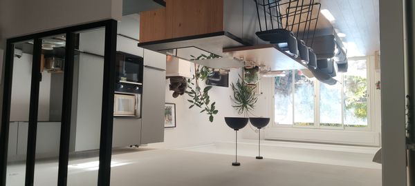 Appartement 2 chambres, résidence au calme dans ville de charme entre Méditerranée et Alpes