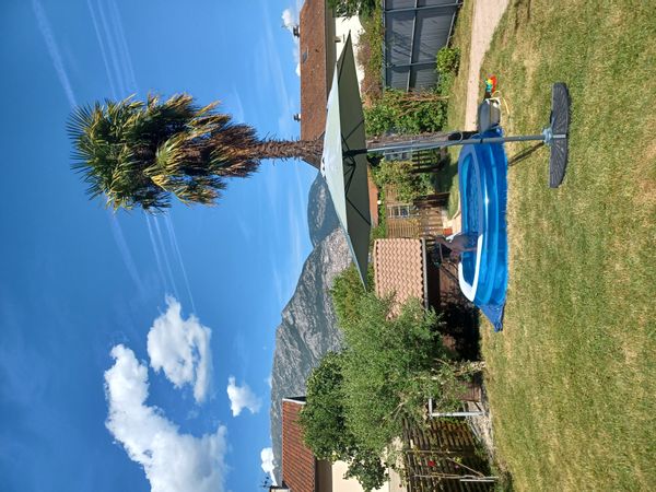 Maison de plein pied, adaptée aux familles avec enfants, située au pied des montagnes !