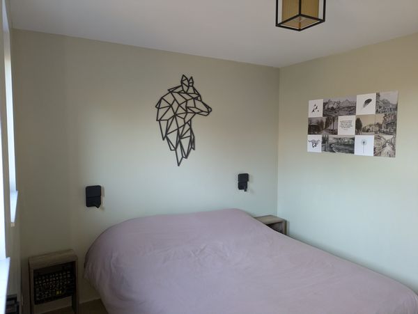 Chambre avec douche privée chez les Ch'tis de Stavelot.