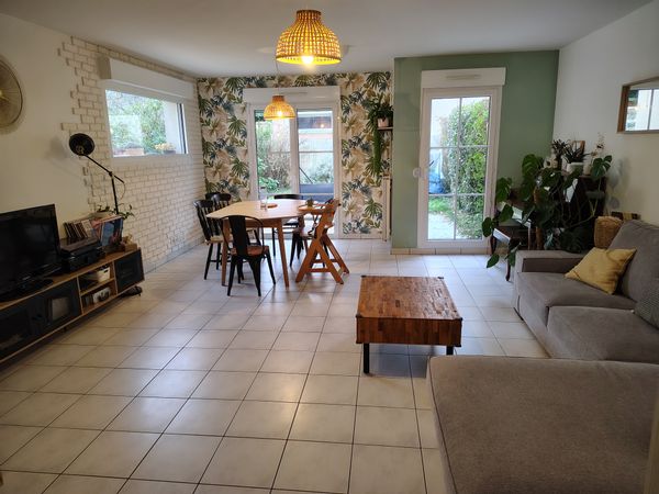 Maison 4 chambres dont une chambre bébé/jeune enfant, proche plages, villes et campagnes normandes
