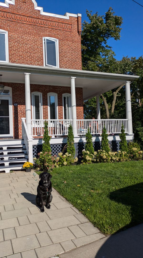 Jolie maison familiale - au coeur du Village de Saint-Lambert