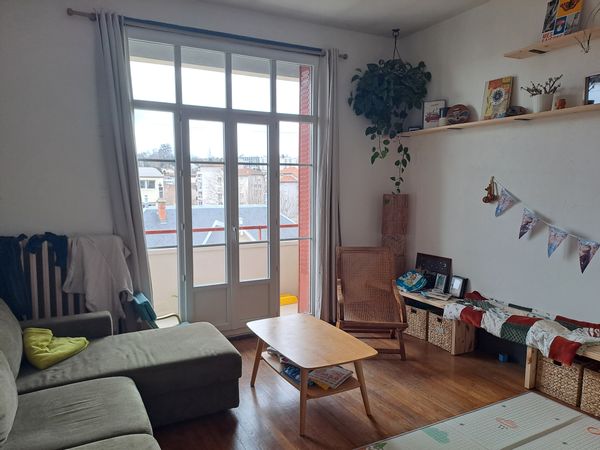 Appartement lumineux en plein centre de Voiron.