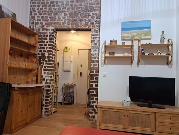 Maison très agréable et refaite à neuve en 2023, vie de quartier avec commodités à 2 pas