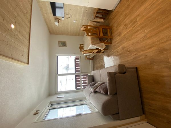 Appartement avec vue unique sur la montagne et les pistes enneigées