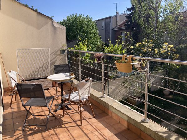 Petite maison cosy avec jardin proche Paris
