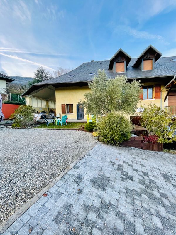 Grande maison familiale en Savoie