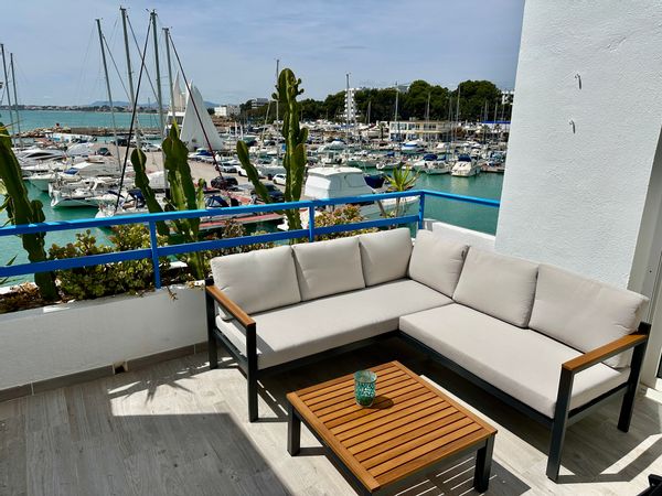 Grande terrasse et vue splendide :-)
