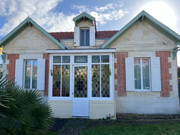Maison au coeur de Pessac à 5 km de Bordeaux