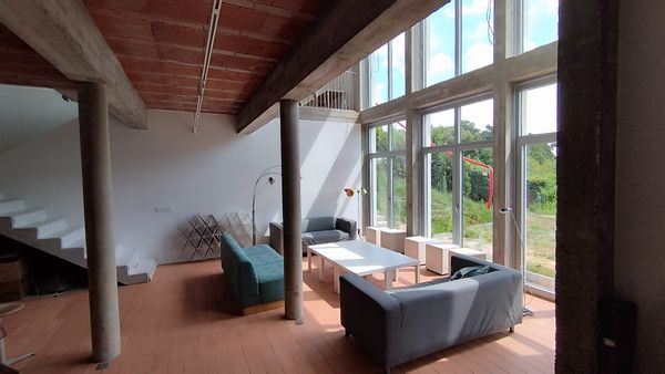 Grande maison fraîchement rénovée entre nature et le centre de Louvain-la-neuve