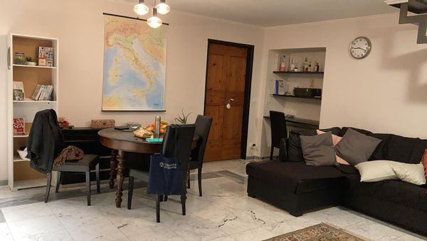 Historical palace at the heart of Genoa's pedestrian center, private room with own bathroom.
