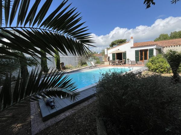La maison de pinède