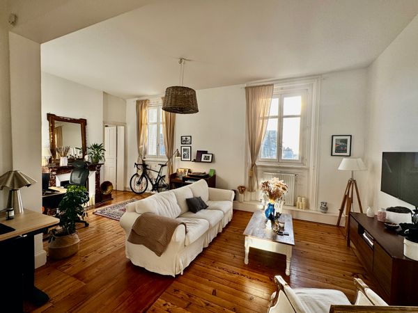 Appartement 2 chambres 75m² central - Plage à 300m - Vue dégagée - Tout à pied