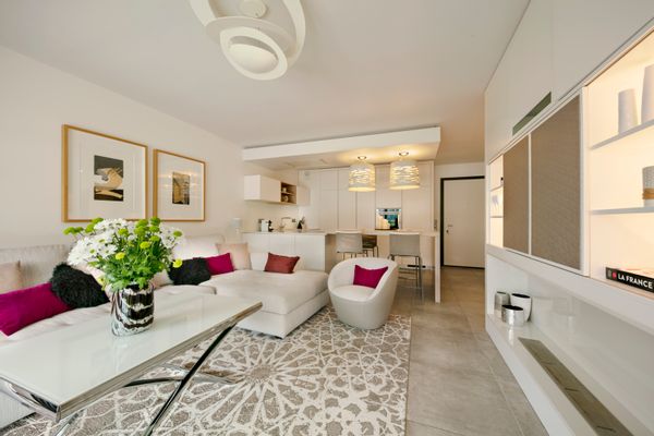 Appartement design face au Lac du Bourget